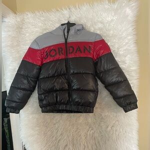 Air Jordan Department Of Flight Youth Puffer Full Zip Hooded Jacket. S (8-10 yr)